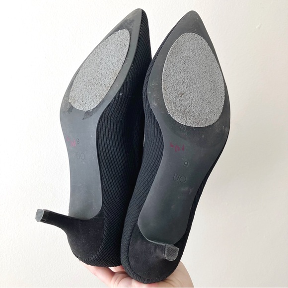 Urban Outfitters • Ribbed Cloth Ankle Boot in Black - Picture 6 of 7